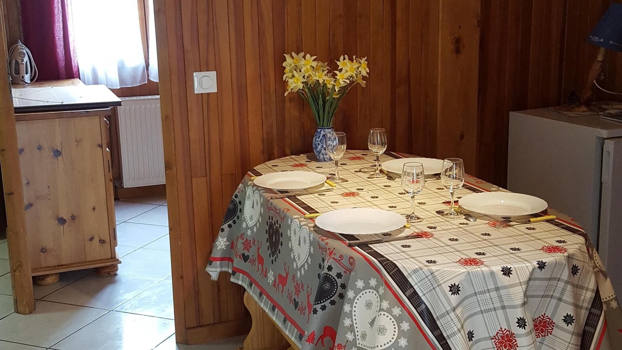 Photo of Others in Lathuile