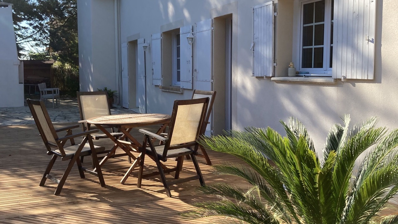 Photo of Outdoor in La Colline
