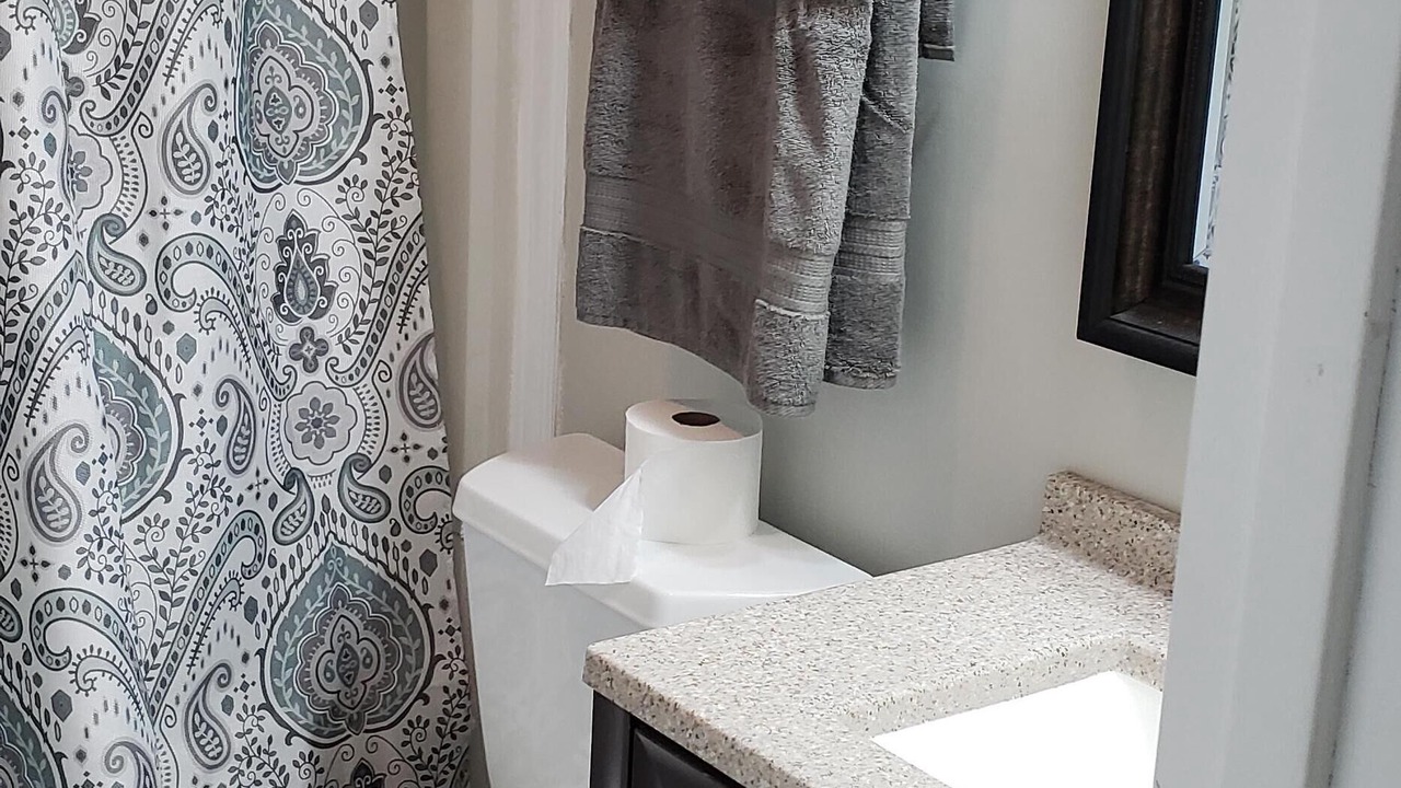 Photo of Bathroom in Chalet Village