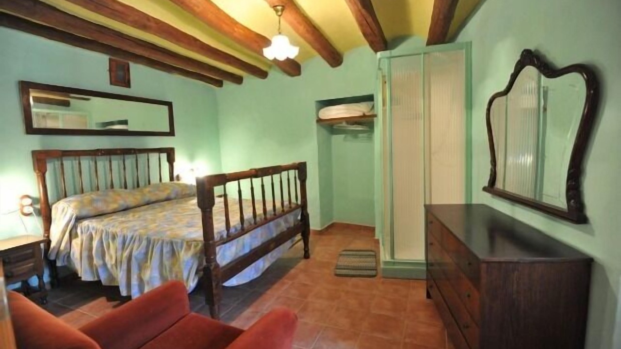 Photo of Bedroom in Montfalco Murallat