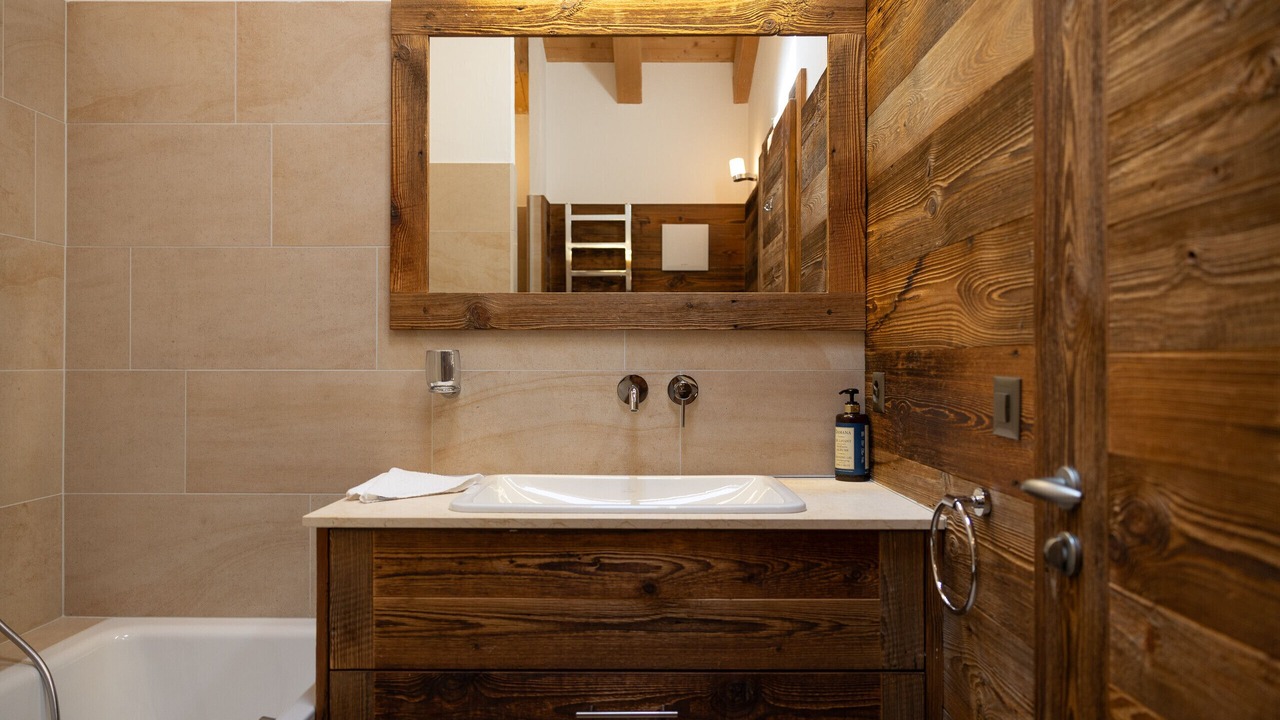 Photo of Bathroom in Saint-Pierre-de-Clages