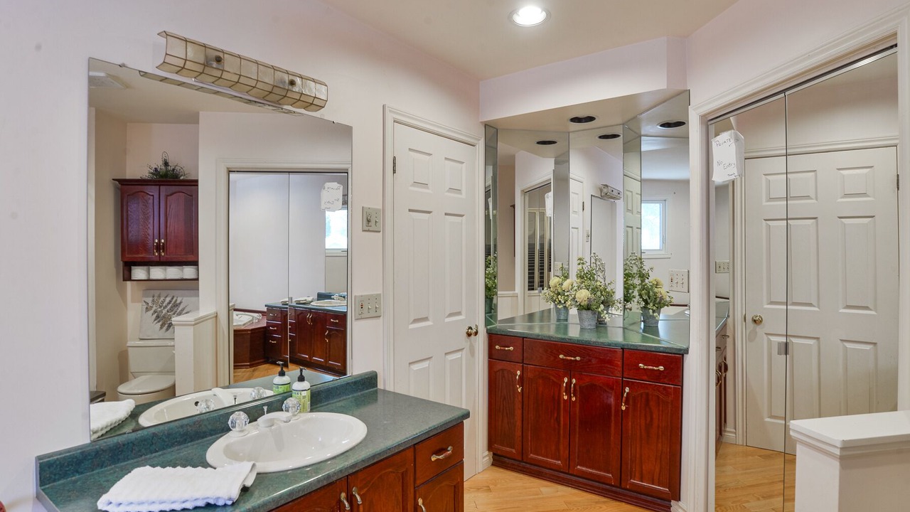 Photo of Bathroom in Rama