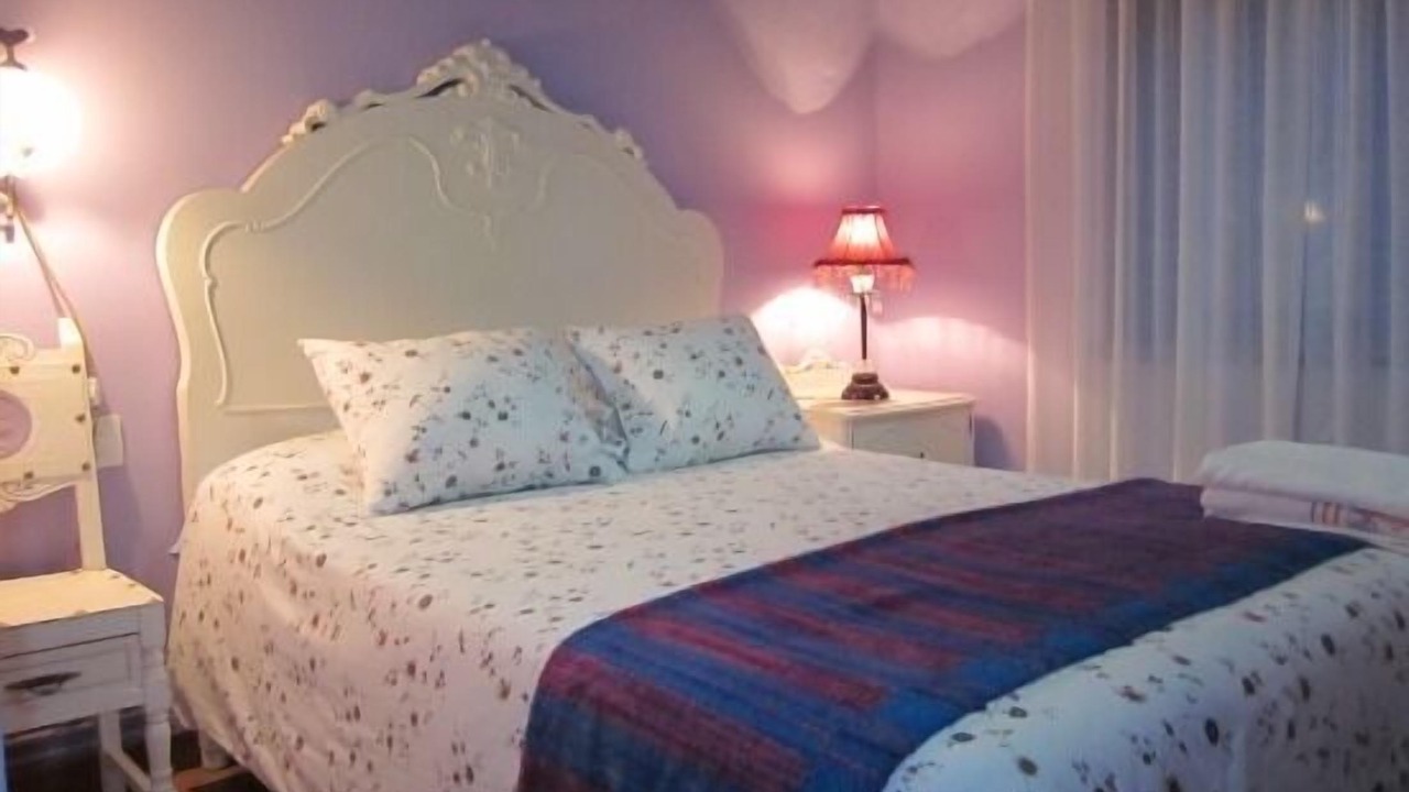 Photo of Bedroom in Mombeltran