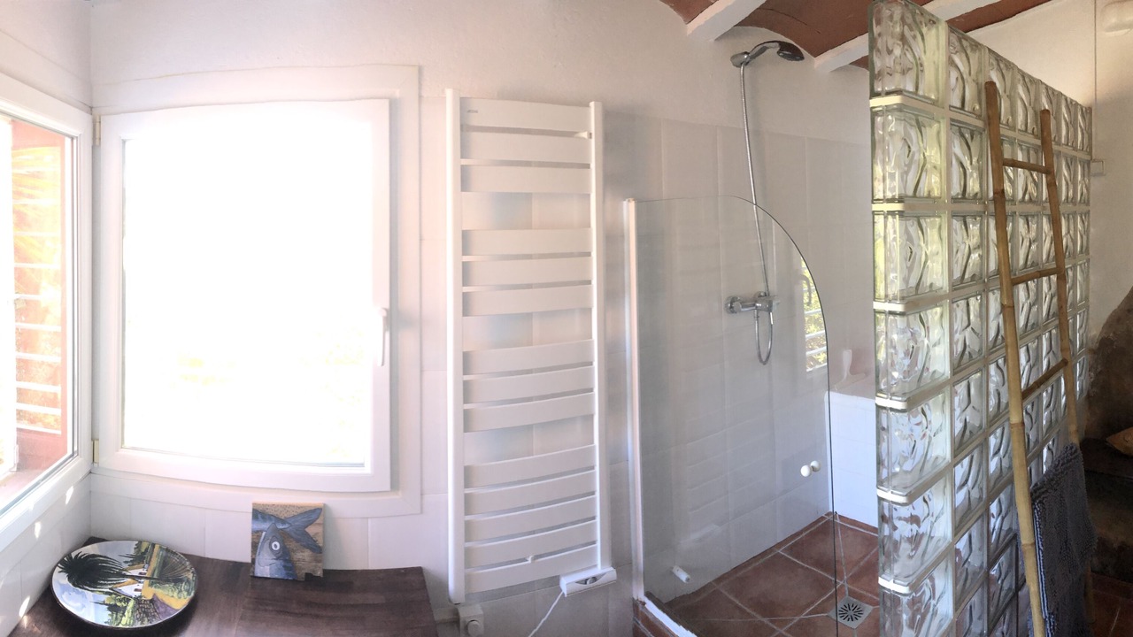 Photo of Bathroom in Tamariu