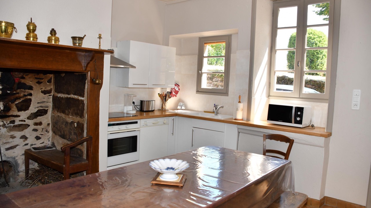 Photo of Kitchen in Malemort-sur-Correze