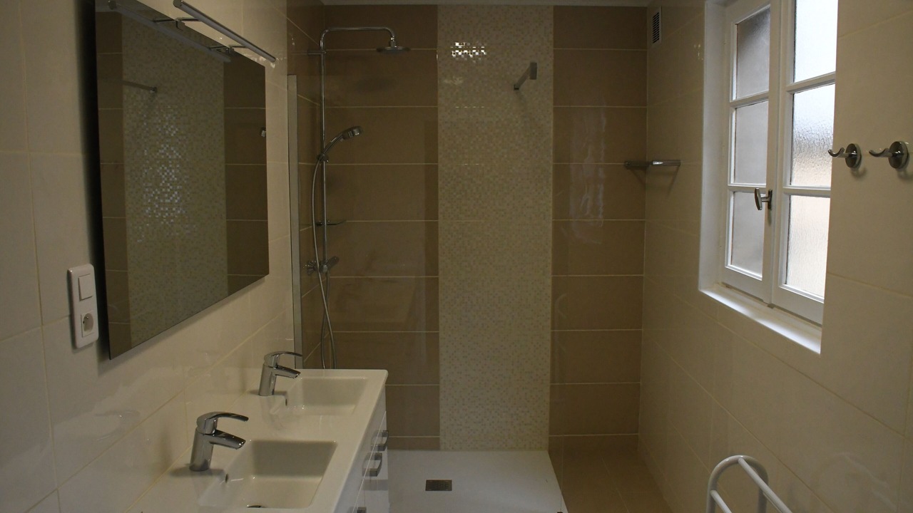 Photo of Bathroom in Malemort-sur-Correze