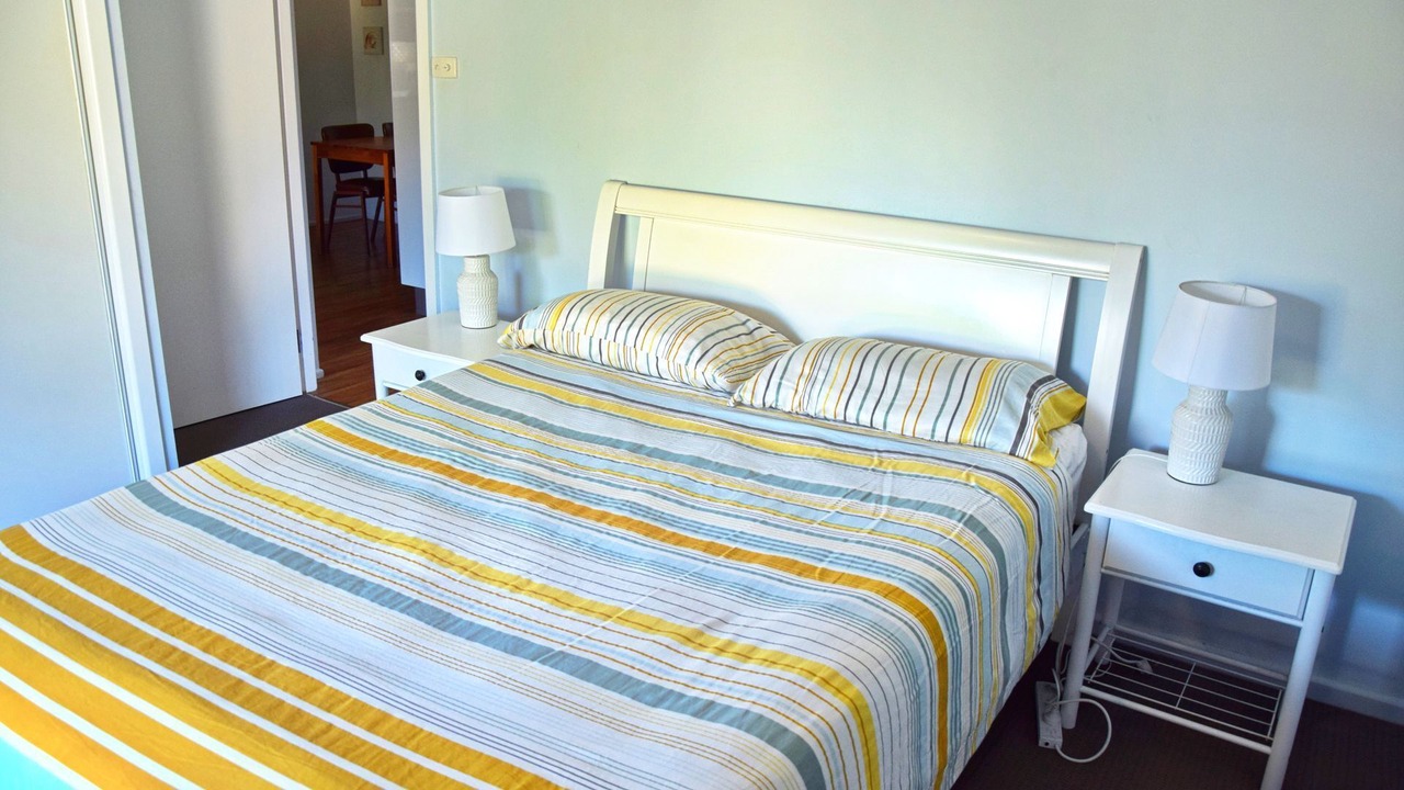 Photo of Others in Hat Head