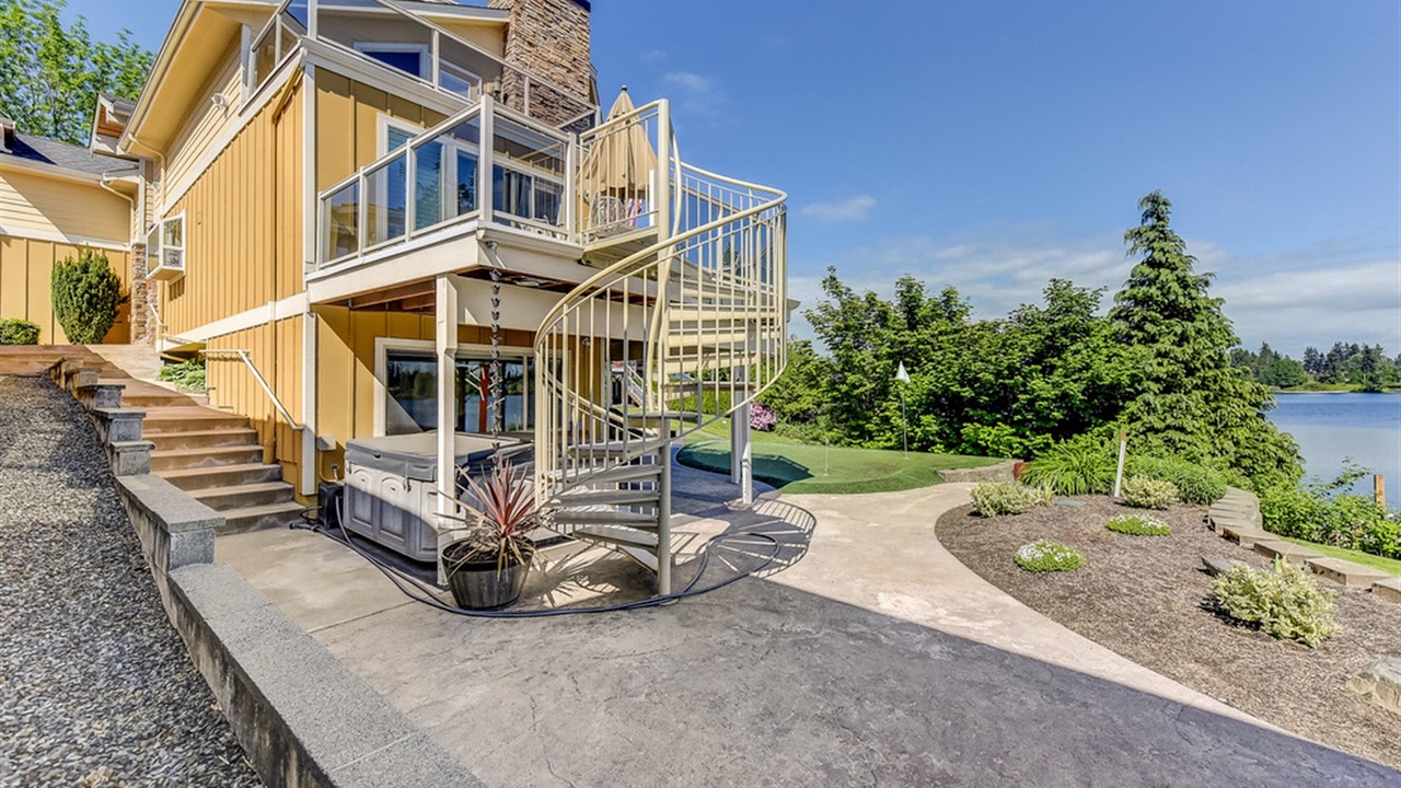Photo of Outdoor in Silver Lake