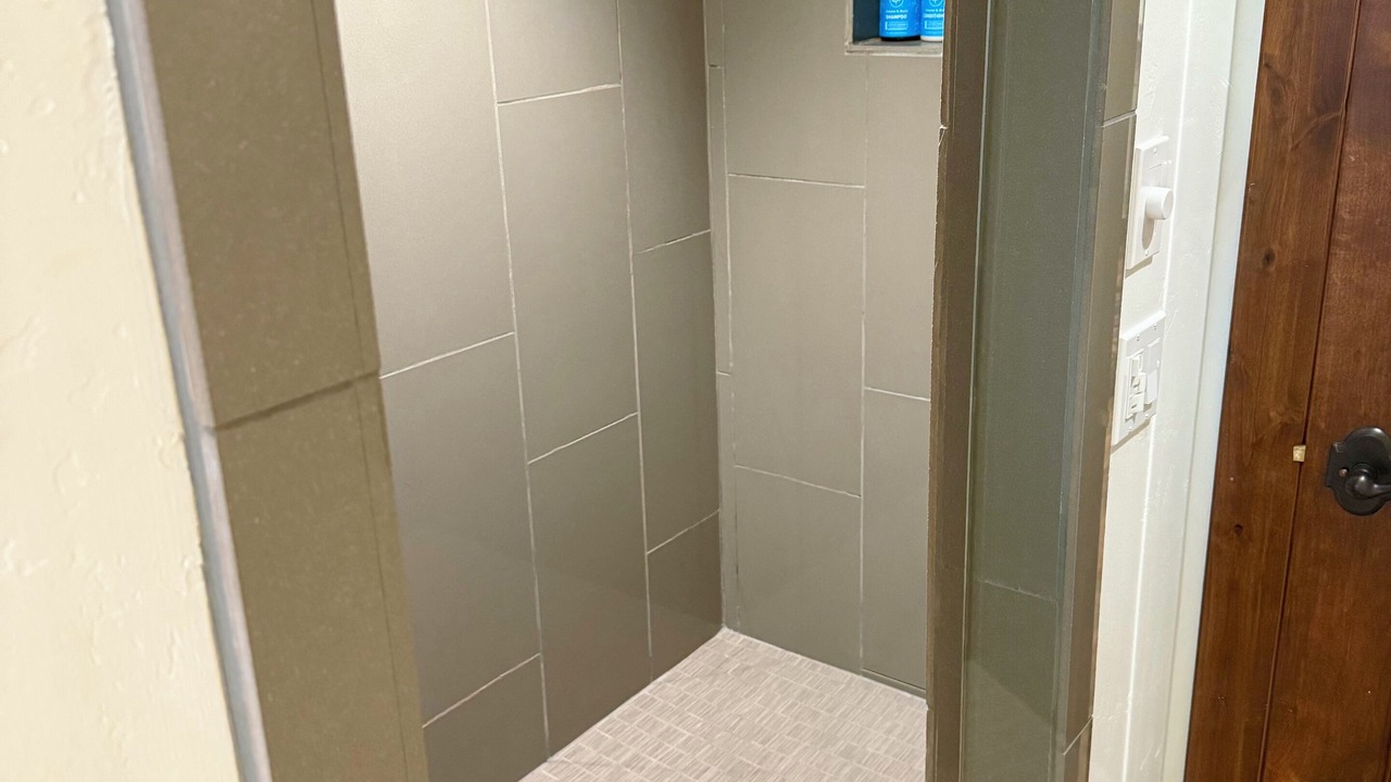 Photo of Bathroom in Center Point
