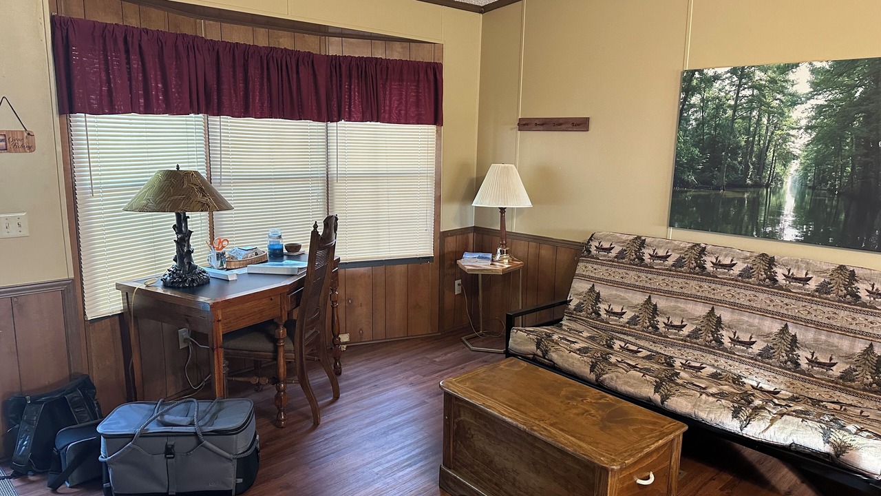 Photo of Bedroom in Hornbeak