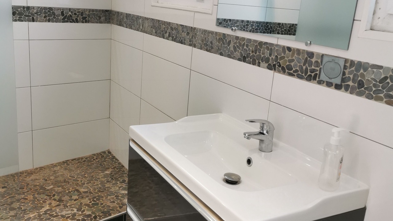 Photo of Bathroom in Clis