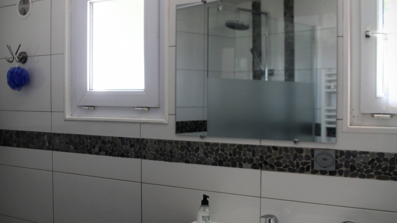 Photo of Bathroom in Clis