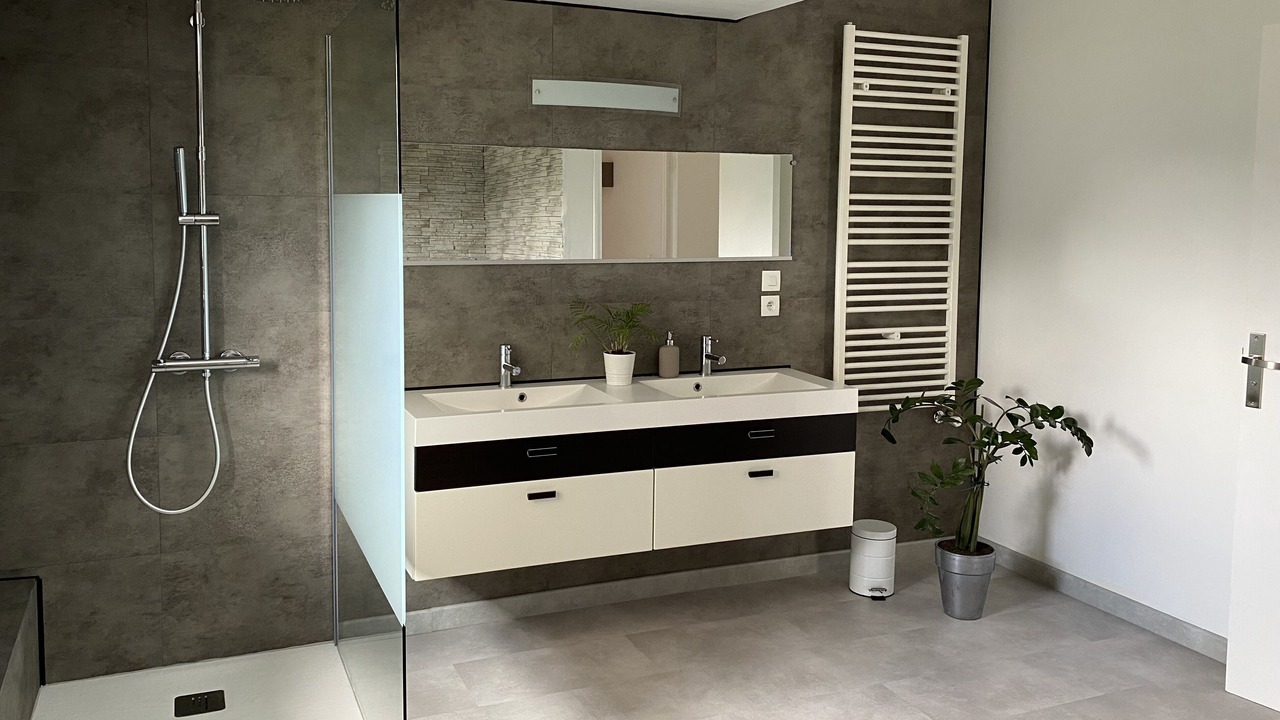 Photo of Bathroom in Locquirec