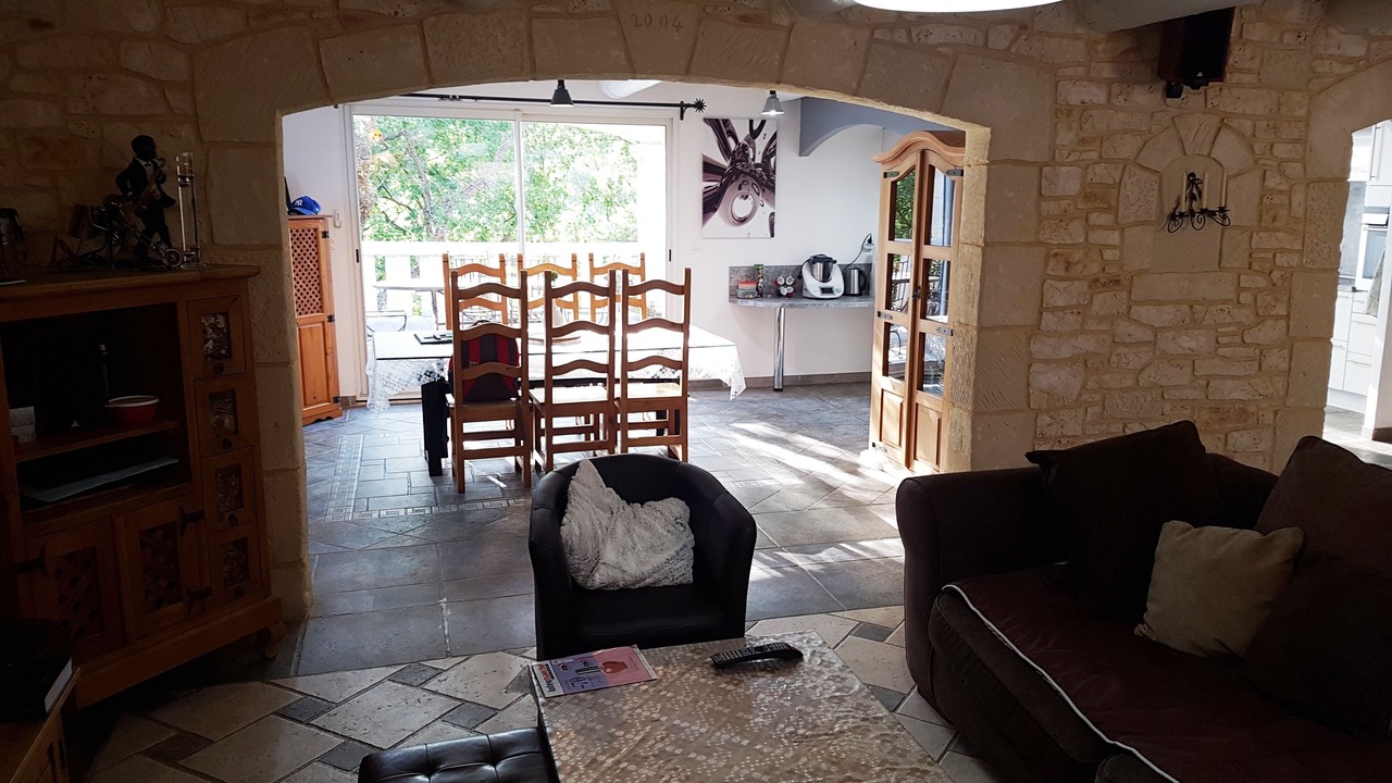 Photo of Livingroom in Connaux