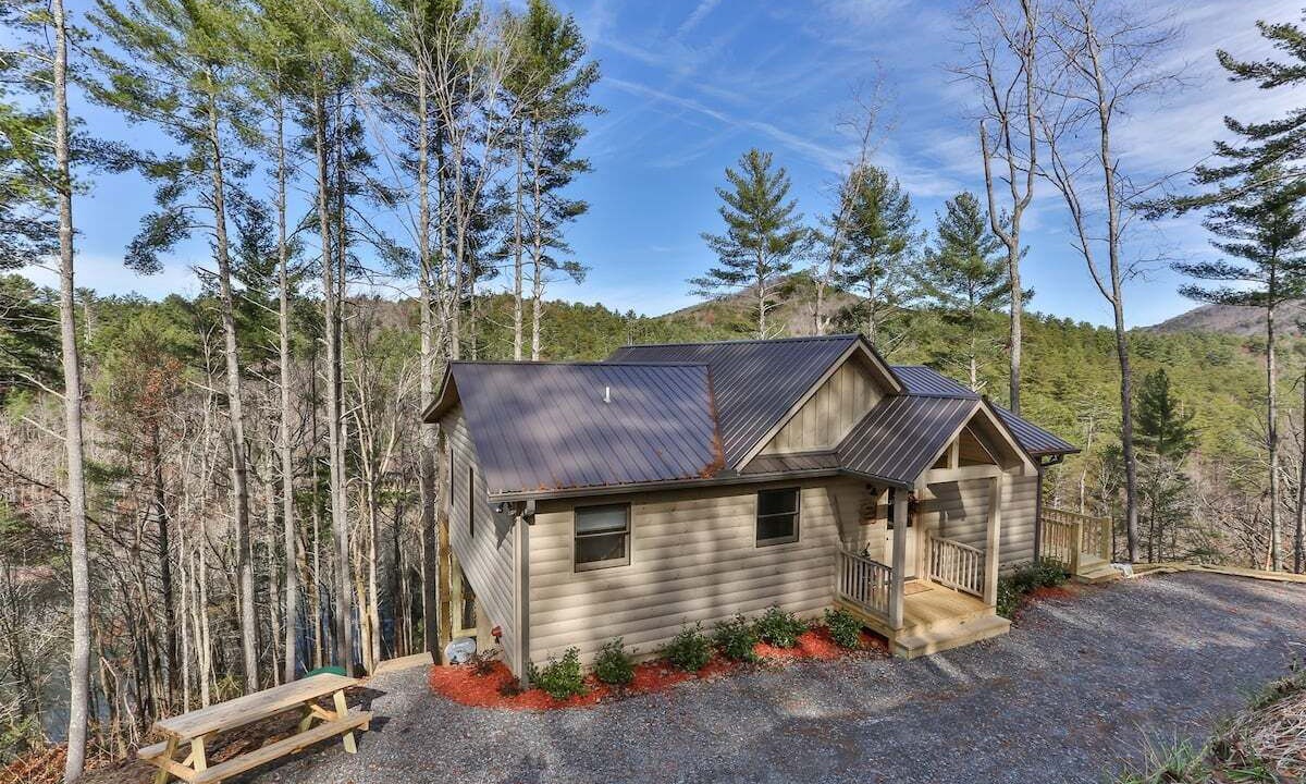 Photo of Outdoor in Cherry Log