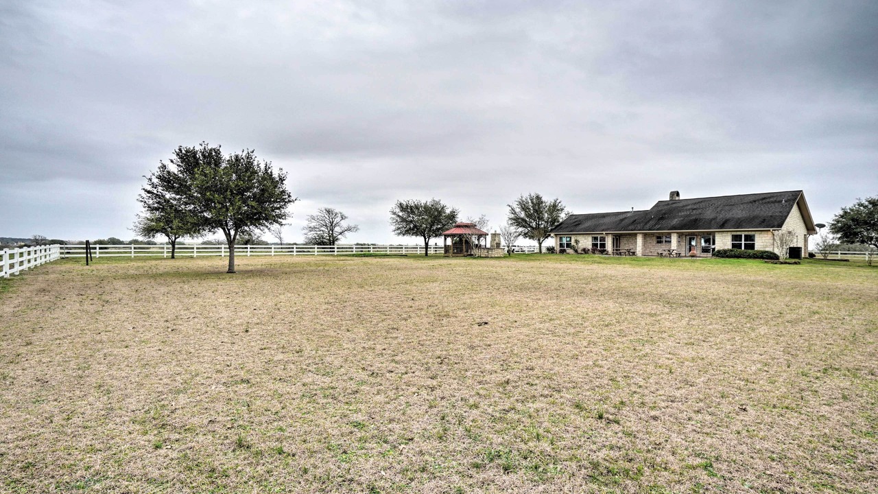 Photo of Outdoor in Waelder
