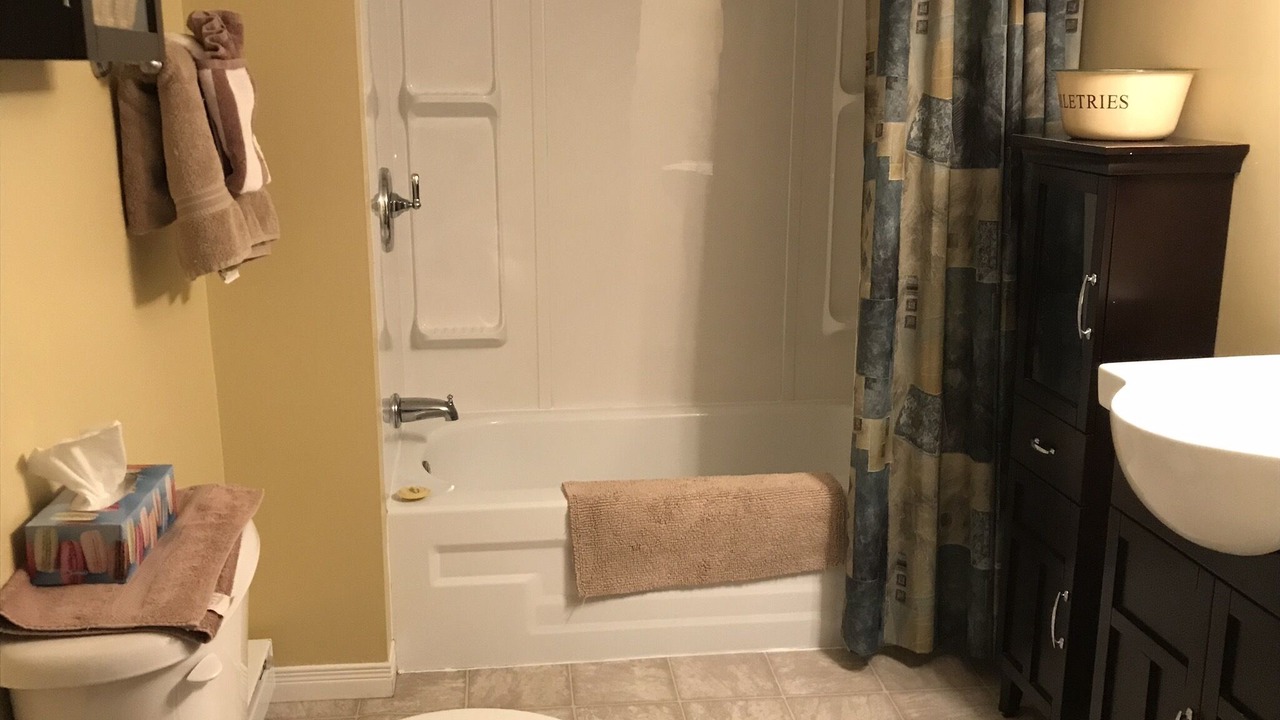 Photo of Bathroom in Fogo