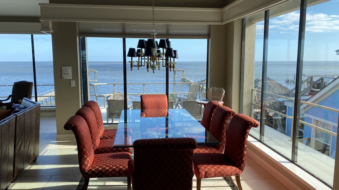 Photo of Bedroom in Clear Lake Shores