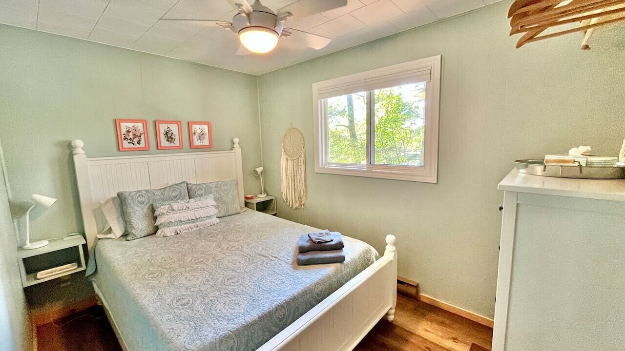 Photo of Bedroom in Georgian Bay