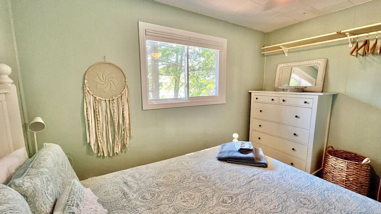 Photo of Bedroom in Georgian Bay