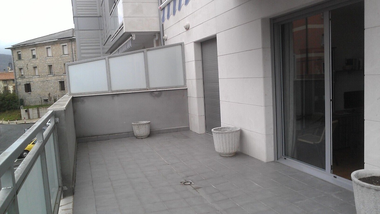 Photo of Outdoor in Bakaiku