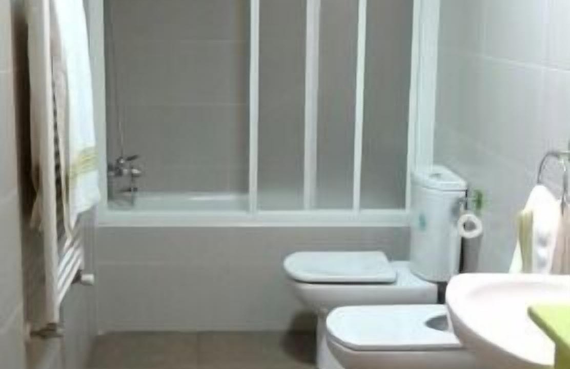 Photo of Bathroom in Bakaiku
