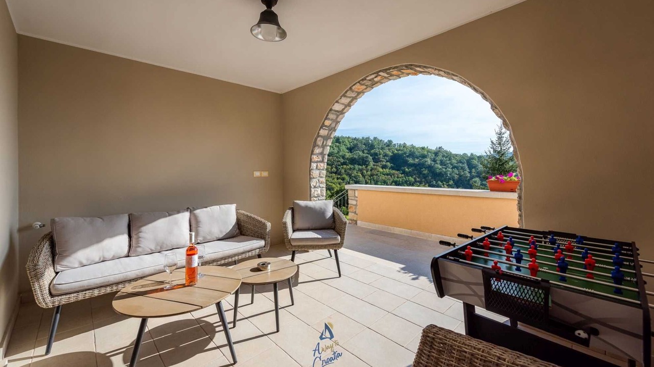 Photo of Patio Balcony in Beram