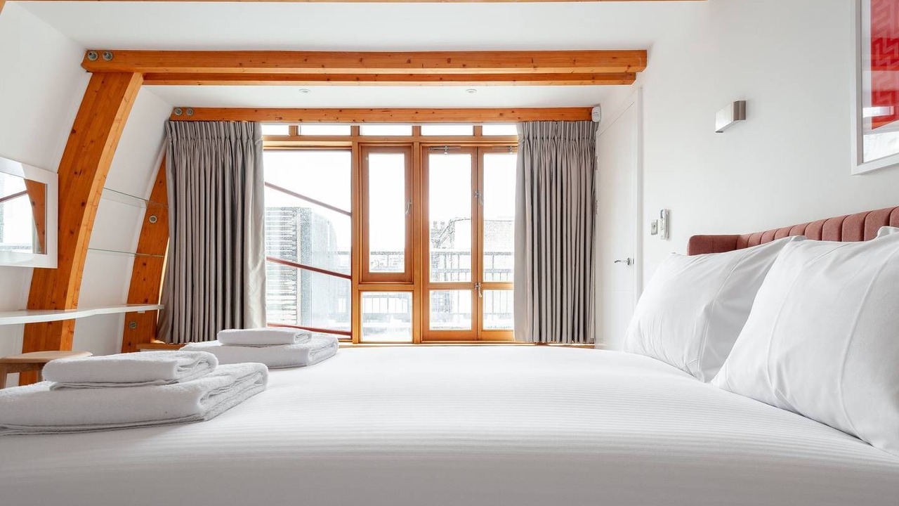 Photo of Bedroom in Chinatown