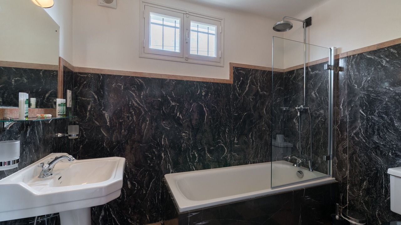 Photo of Bathroom in Grasse