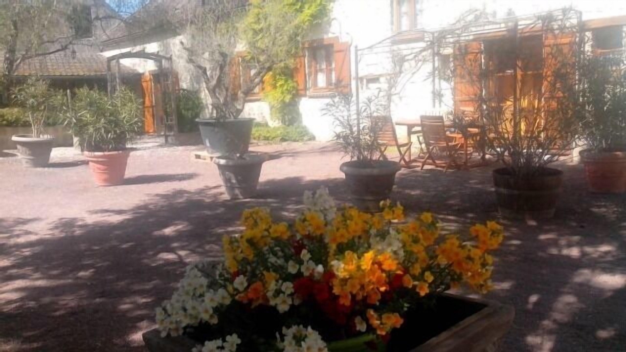Photo of Outdoor in Poligny