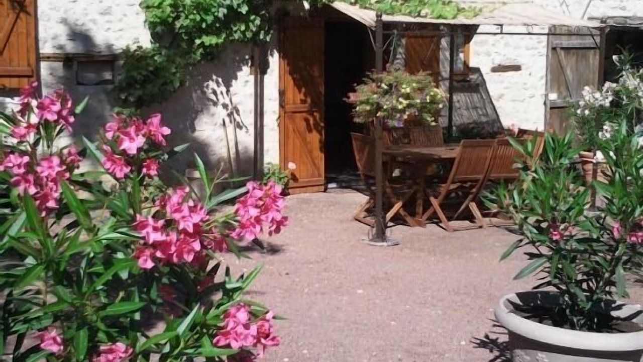Photo of Outdoor in Poligny