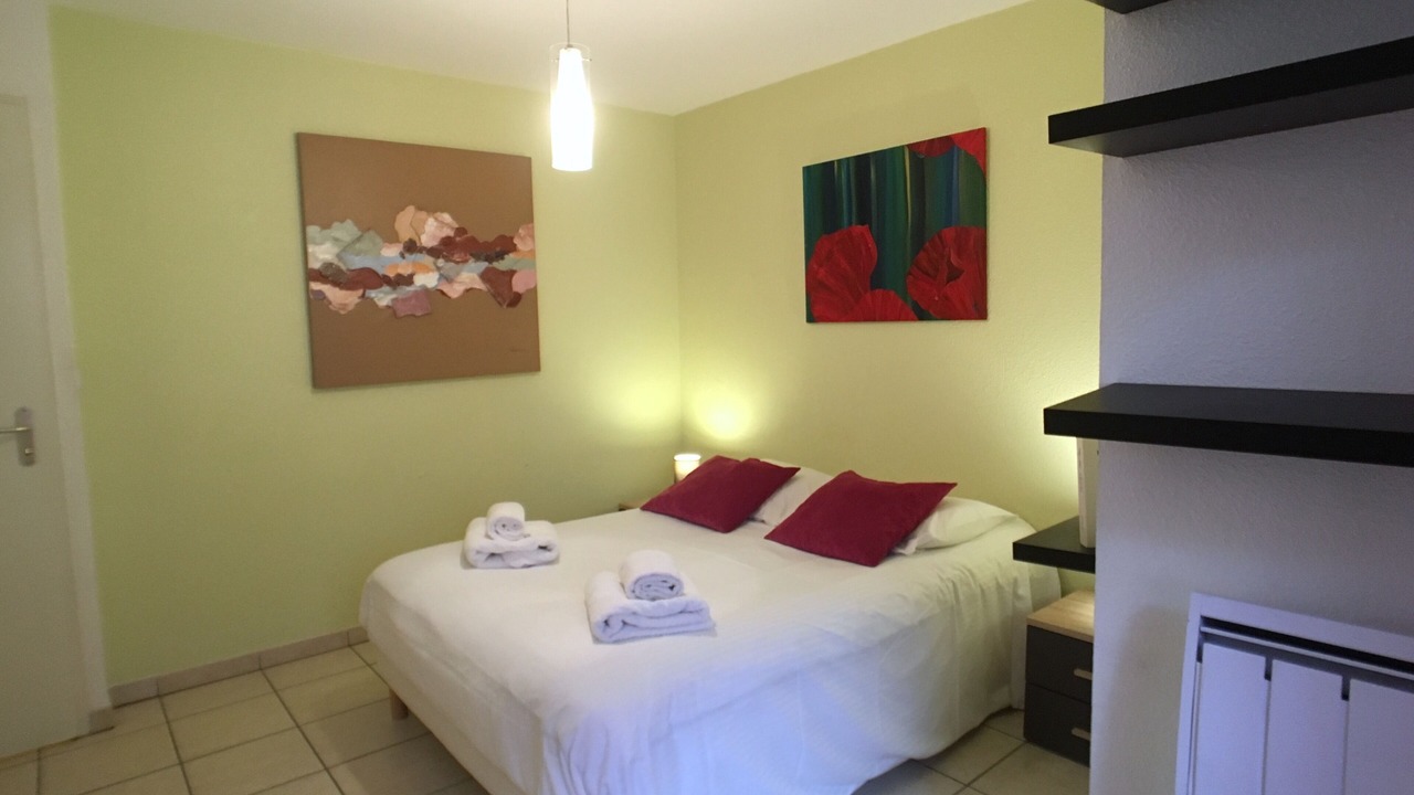 Photo of Bedroom in 7th Arrondissement