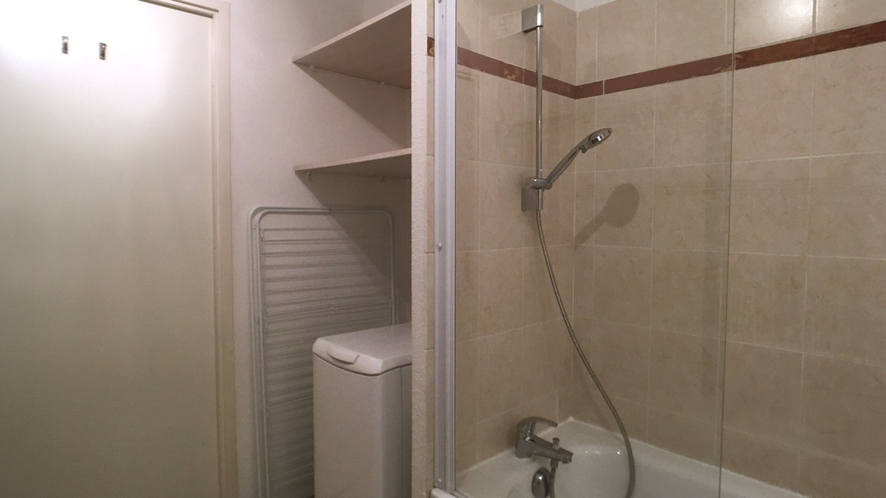 Photo of Bathroom in 7th Arrondissement