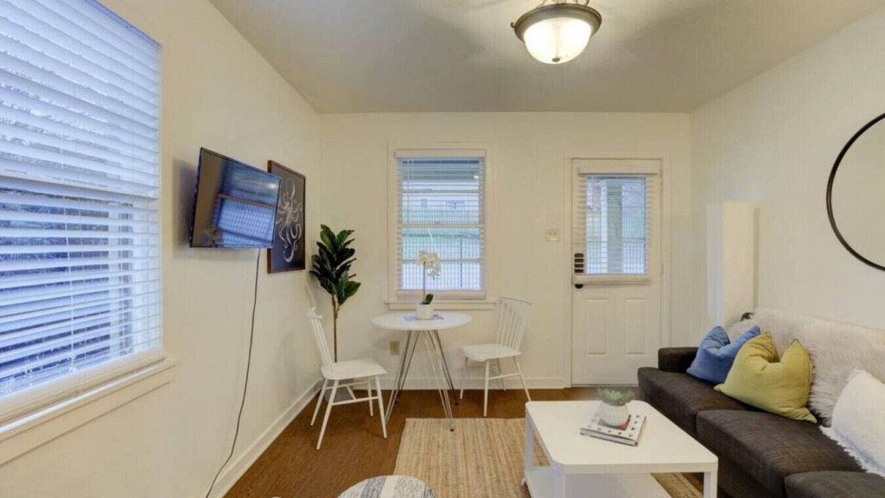 Photo of Bedroom in Midtown