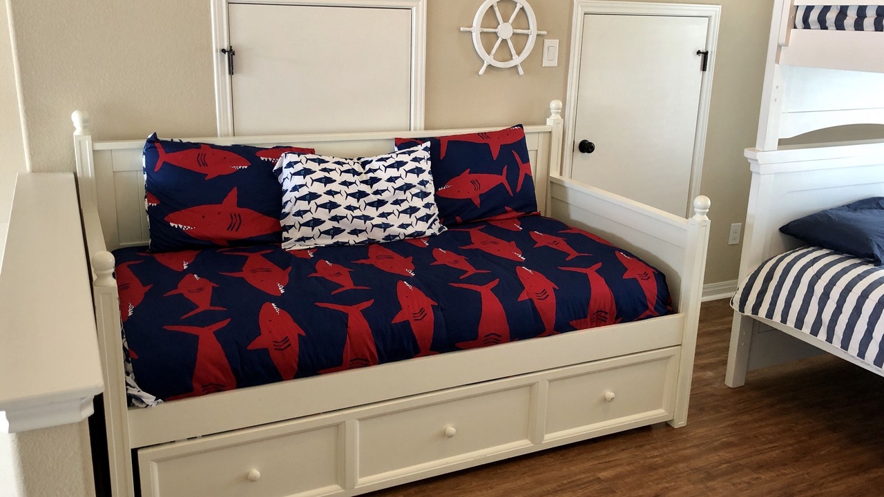 Photo of Bedroom in Spicewood