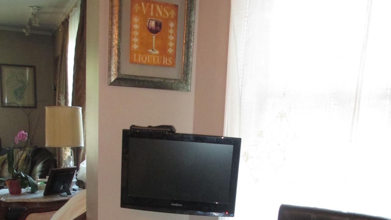 Photo of Bedroom in East Avenue