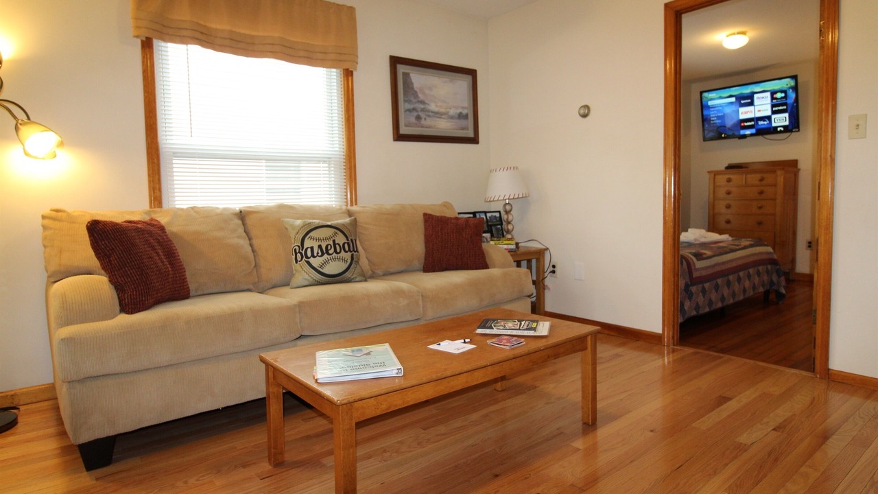 Photo of Livingroom in Oneonta