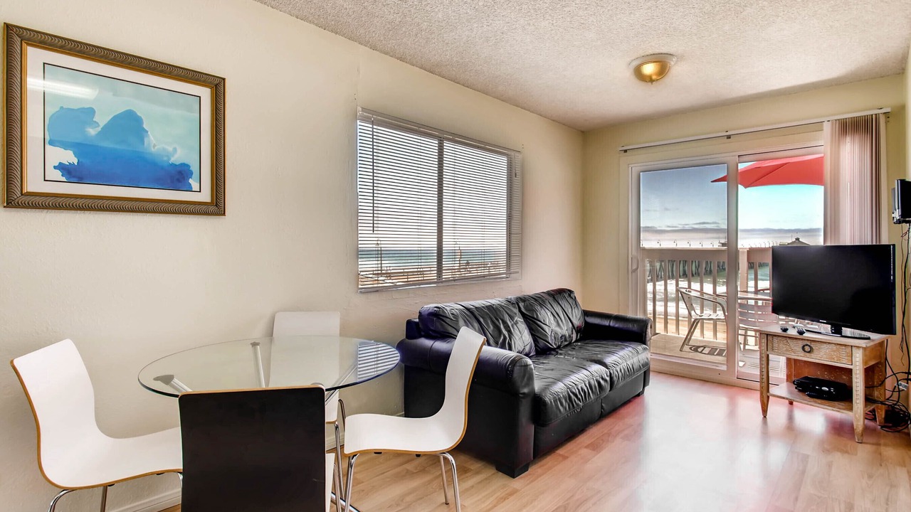 Photo of Livingroom in Imperial Beach