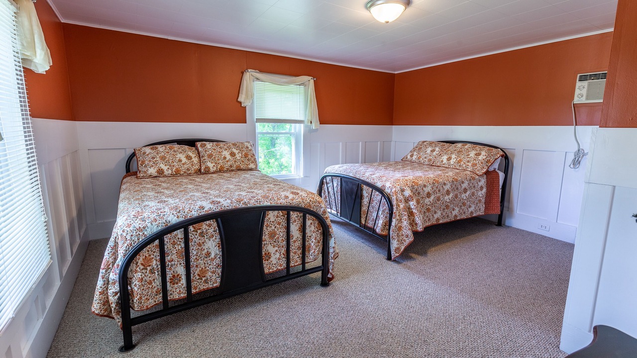 Photo of Bedroom in Steelville