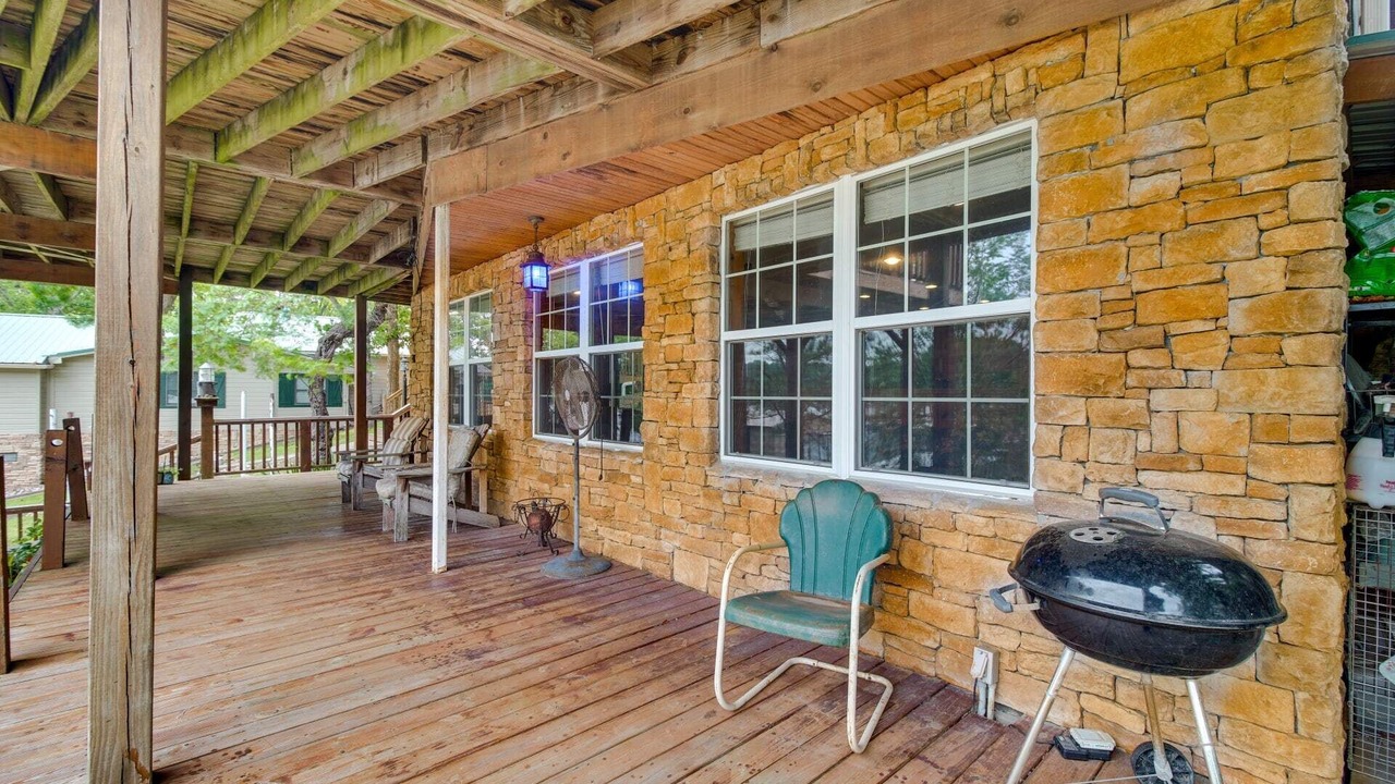 Photo of Patio Balcony in Eucha