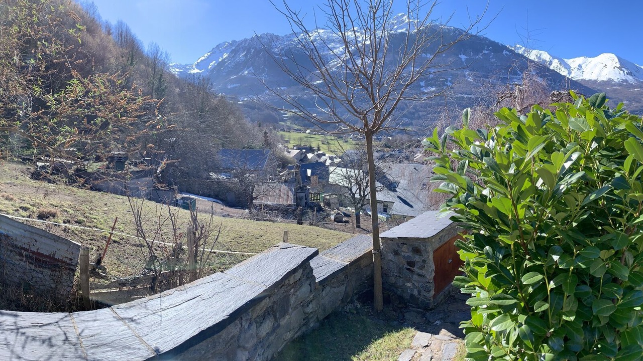 Photo of Outdoor in Esterre