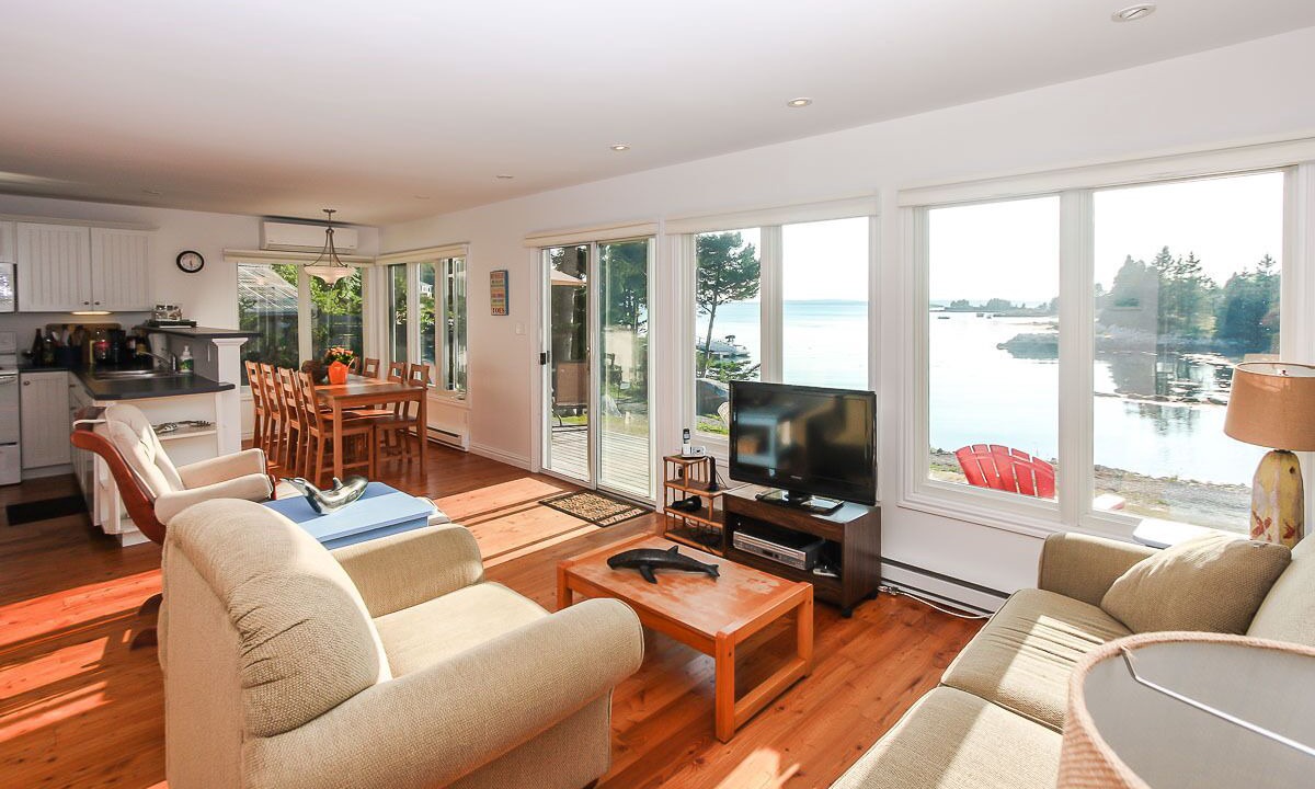 Photo of Livingroom in Seabright