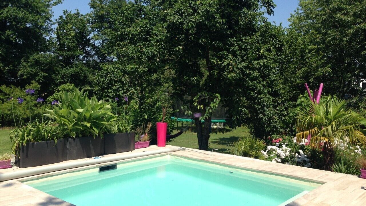 Photo of Outdoor in Saint-Erblon