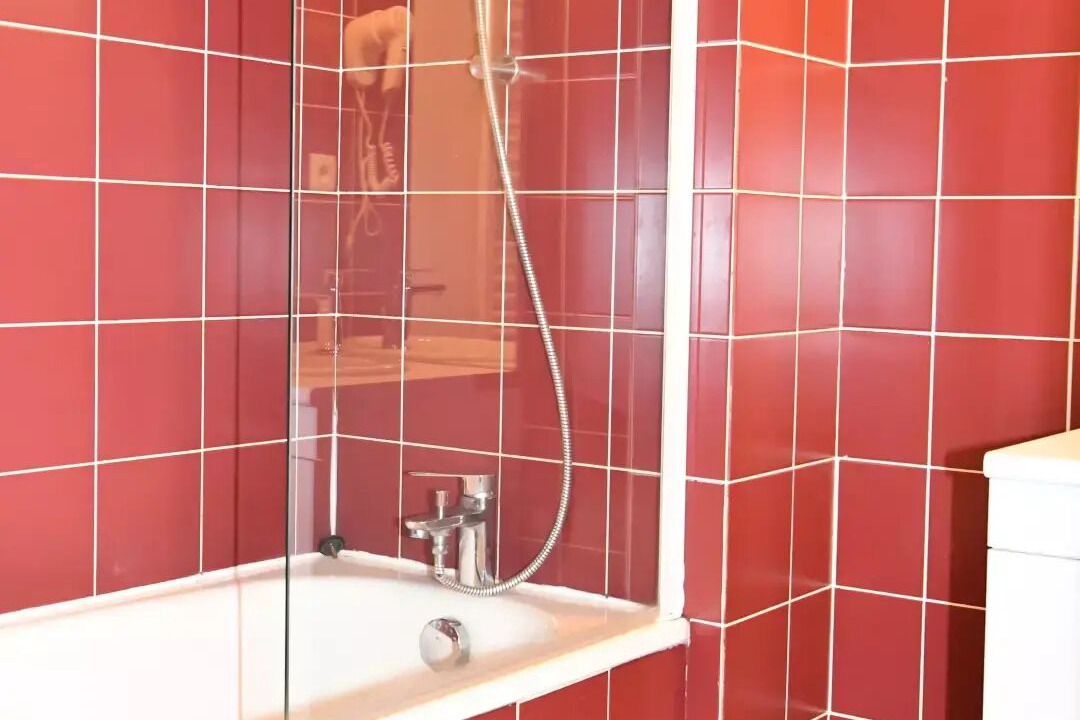 Photo of Bathroom in Loudervielle