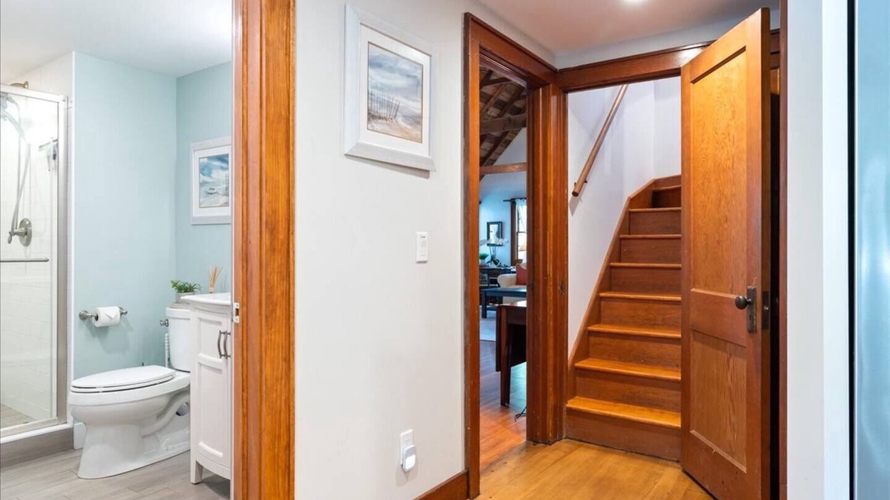 Photo of Bathroom in Laurel