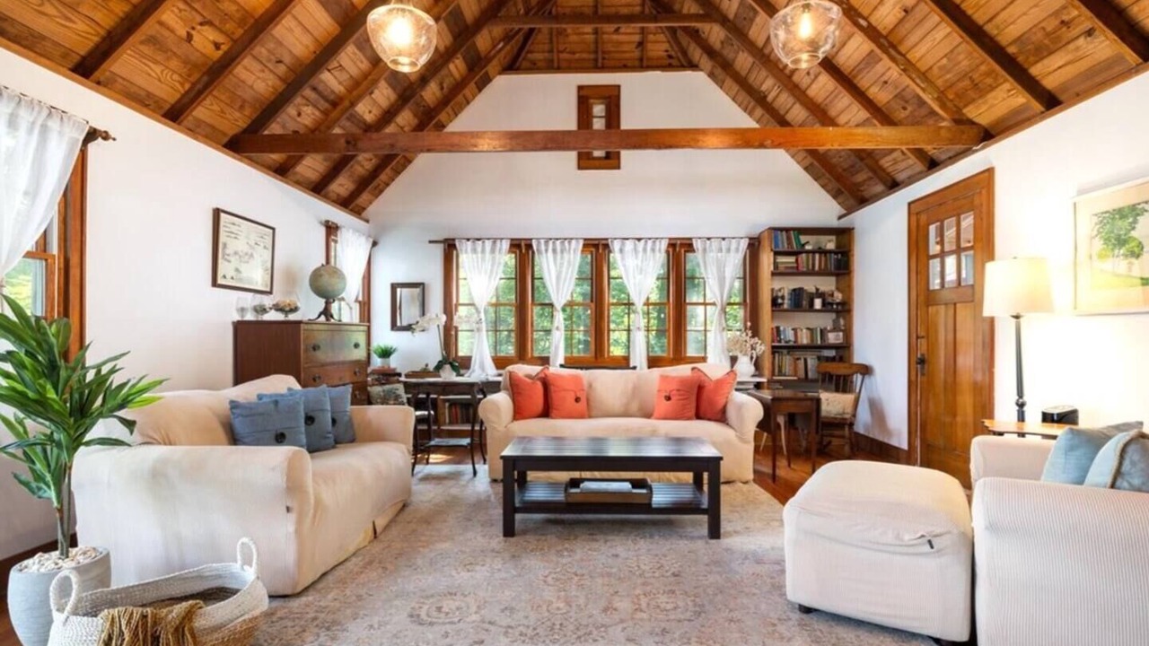 Photo of Others in Laurel