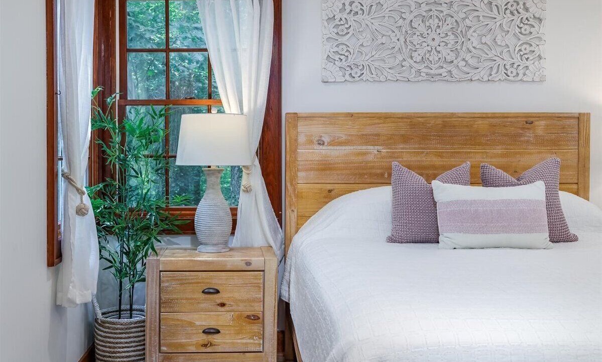 Photo of Others in Laurel