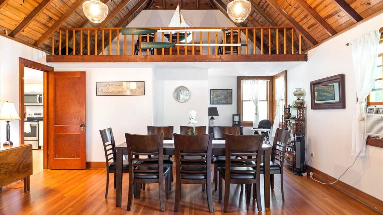 Photo of Others in Laurel