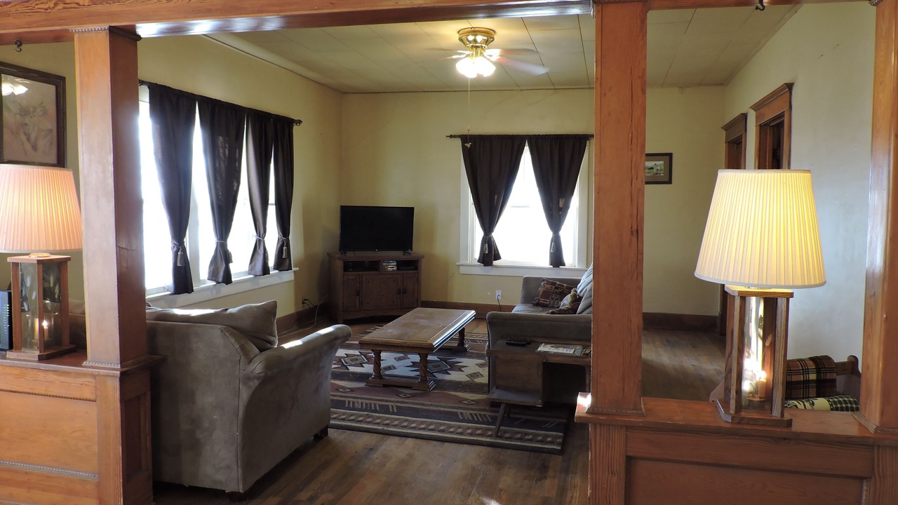 Photo of Livingroom in Ross