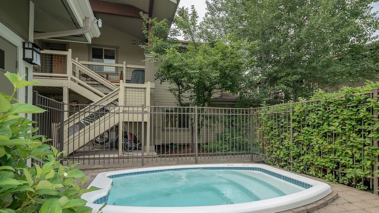 Photo of Others in Warm Springs